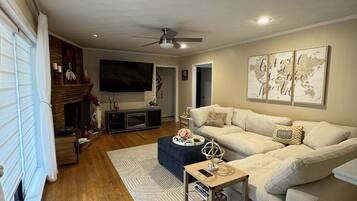 Smart TV, fireplace, stereo, computer monitors