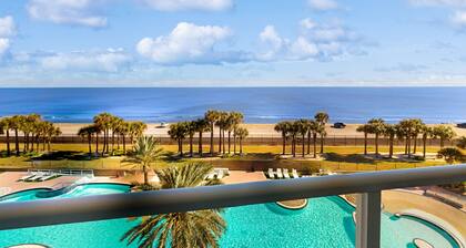 5th-floor Gulf-view condo with two pools, lazy river, hot tubs, & gym