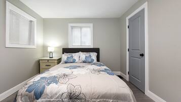 3 Schlafzimmer, Bügeleisen/Bügelbrett, Reisekinderbett, kostenloses WLAN