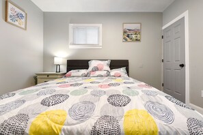 3 chambres, fer et planche à repasser, lit parapluie, Wi-Fi gratuit