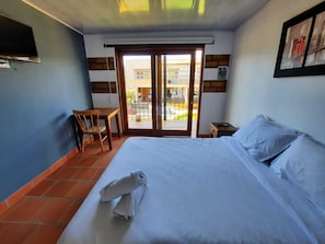 Deluxe Double Room | Down duvets, laptop workspace, iron/ironing board, free WiFi - hotel pliosaurio campestre (Sáchica)