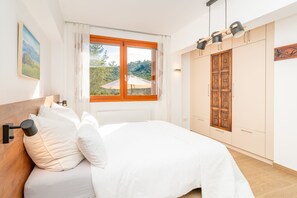 1 camera, Wi-Fi, lenzuola