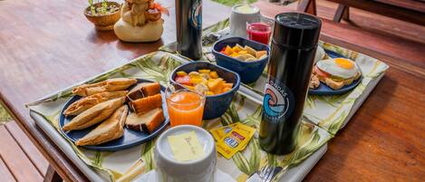 Petit déjeuner préparé à la commande compris tous les jours