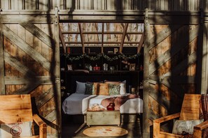 1 habitación y ropa de cama 