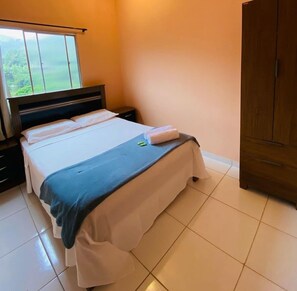 2 bedrooms, iron/ironing board, WiFi, bed sheets - Cantinhonaserra,casa Aconchegante em Miguel Pereira ,a Cidade dos Dinos (Lagoinha Miguel Pereira)
