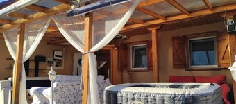 Holiday home with WiFi, whirlpool, infrared sauna, pool and children's playground