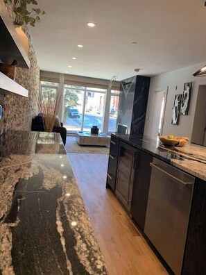 Interior - Fully Remodeled Luxury 1BR | Gondola • A/C • Steam Shower (Telluride)