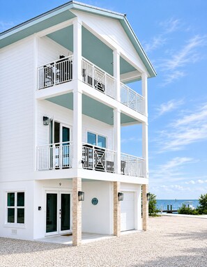 Exterior - Closest Oceanfront Home - 3 Stories, Views & Dock - Paradise Palms (Islamorada)