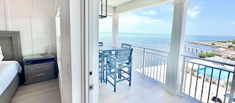 Oceanfront Panoramic Bliss • 3 Stories, Paddleboards, Gameroom & Boat Dockage