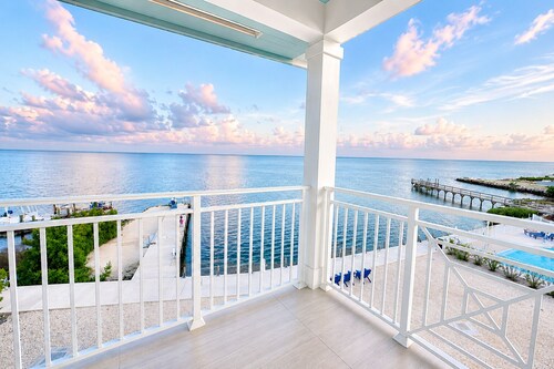 Closest Oceanfront Home - 3 Stories, Views & Dock - Paradise Palms