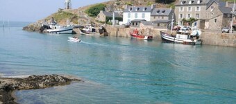 Sea view apartment close to restaurant and hiking trail