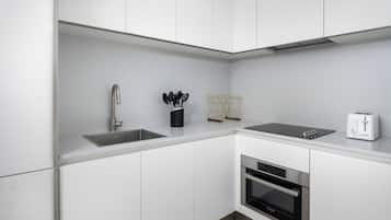 Macchina per tè/caffè, frigorifero, microonde, forno