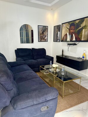 Leilighet, 1 soverom, røyk, balkong | Oppholdsrom