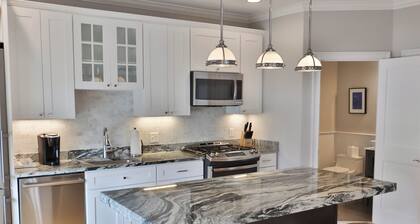 Private Home Near Beaches, Mansions, Ocean Drive