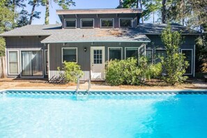Outdoor pool - Collegetown House w/ Private Pool
(Tallahassee)