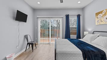 House (4 Bedrooms) | 4 bedrooms, laptop workspace, iron/ironing board, bed sheets