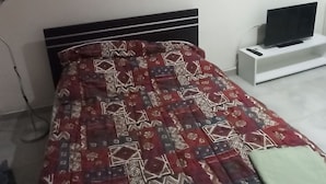 Unclassified image, 5 of 22, button - Apartment Sleeps 2 Free Street Parking (Thessaloniki)