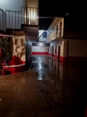 Basic Room | Terrace/patio - Hotel Bernal (Ezequiel Montes)