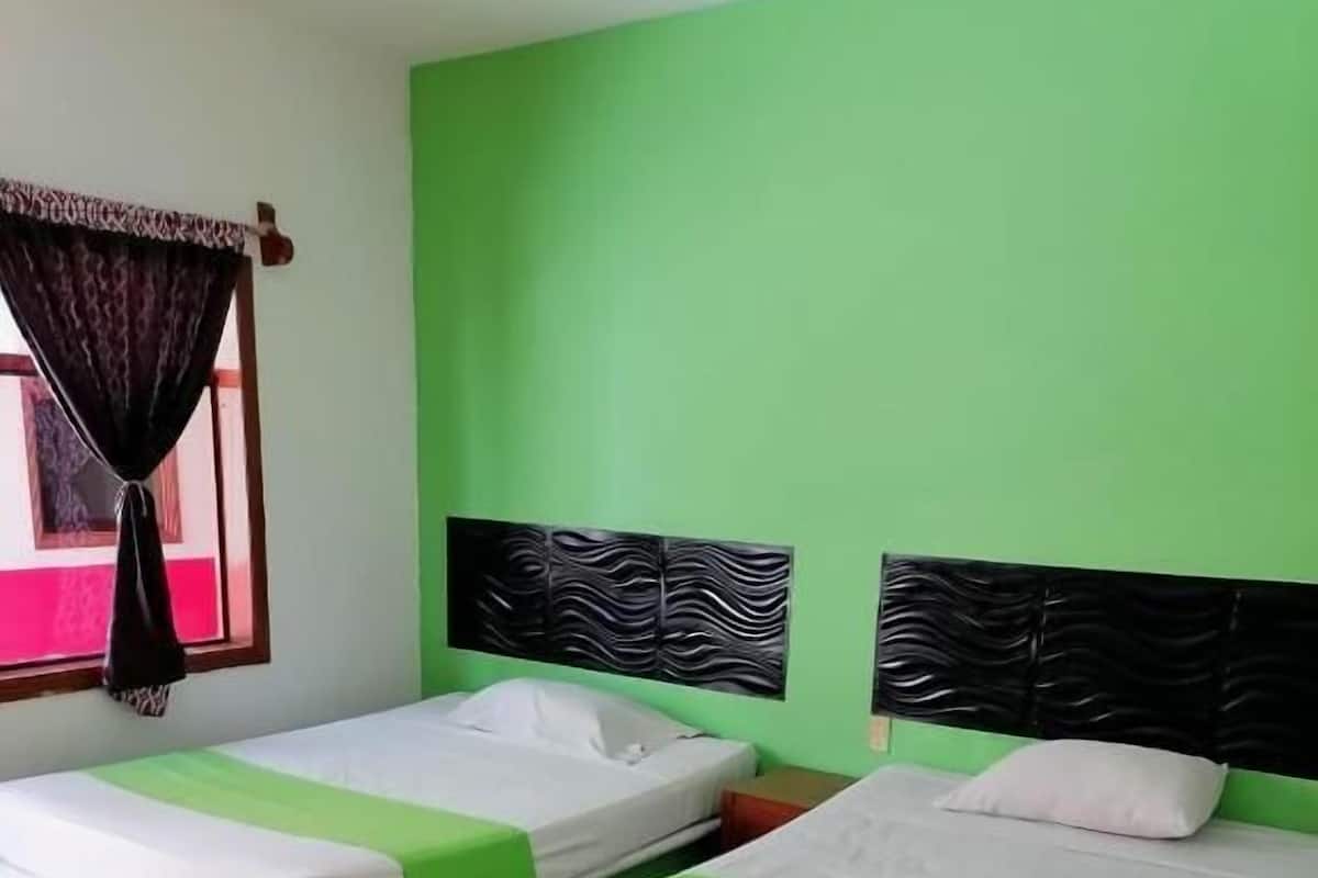 Basic Room | 2 bedrooms, desk, iron/ironing board, free WiFi