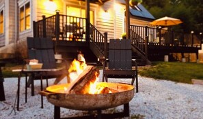 Property grounds - Lakefront Oasis 50mi from NYC. Direct Lake Access. Private Dock, Kayaks, Hot Tub (Greenwood Lake)