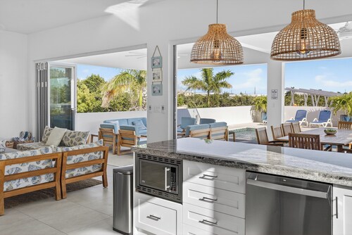 Luxury Caribbean Villa Escape with Private Pool