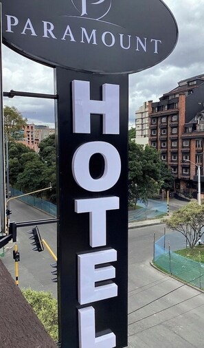 View from property - Paramount Hotel (Bogotá)