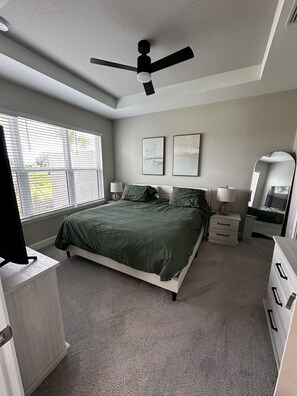 2 bedrooms, WiFi, bed sheets - Stunning Villa located in Azario in Lakewood Ranch (Lakewood Ranch)