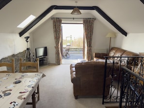2 bedrooms, individually decorated, individually furnished, free WiFi - Crogal Stable (New Quay)