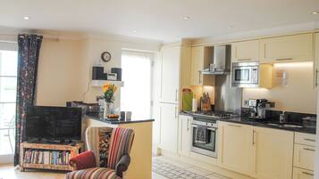 Cottage | Interior