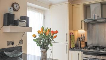 คอทเทจ | ภายใน