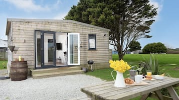 ์ผ์ธ ์๋น