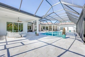 Unclassified image, 4 of 45, button