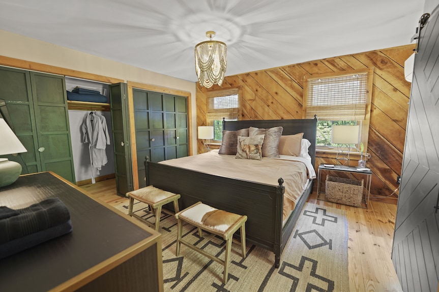 Cozy Cabin, Mountain Views/ Hot Tub & Game Room + Near Asheville - Black Mountain, NC