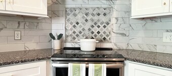 Elegant Whole House Retreat - Sleeps 8 - 9 Mins From PCC No. 2
