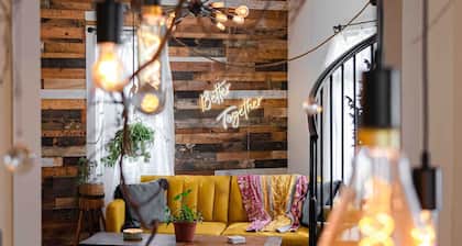 Napier House-Romantic Private Luxury mins to Beach