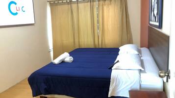 5 bedrooms, WiFi, bed sheets