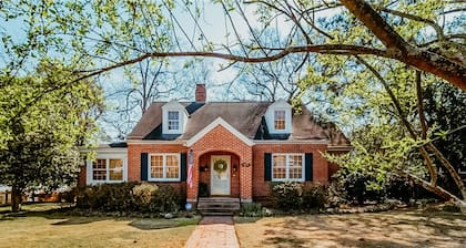 House on the Hill--The Perfect Master's Rental!