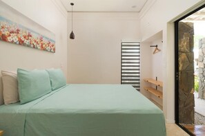 1 habitación, tabla de planchar con plancha, wifi y ropa de cama 