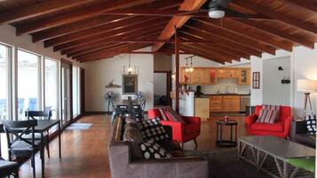 Smart TV, fireplace, offices