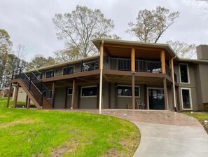 Exterior - Lakefront Home w/Deep Water and Private dock (Anderson)