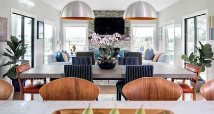 Luxury Burton Escape | Pickleball + Pool + Hot Tub