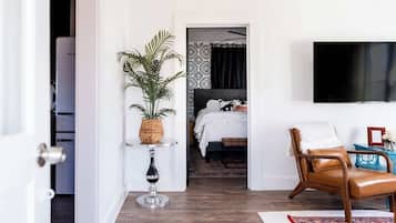 1 chambre, fer et planche à repasser, Wi-Fi, literie fournie