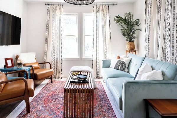 A fold-out couch, plush seating, and perfect ambiance. Relax your way.