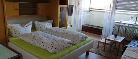 1 Schlafzimmer, Bügeleisen/Bügelbrett, Reisekinderbett, WLAN