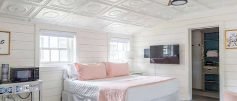 1 bedroom, iron/ironing board, WiFi, bed sheets