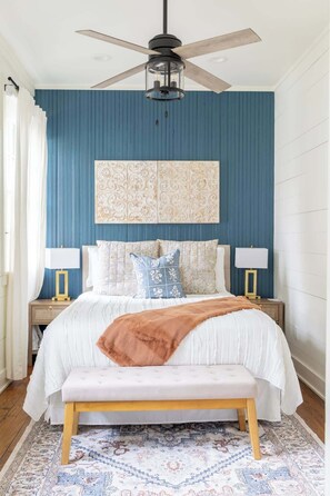 3 bedrooms, iron/ironing board, WiFi, bed sheets - Plunge Pool+Food Delivery+Fire Pit in Round Top (Round Top)