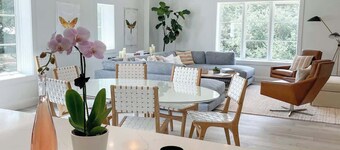 Girls' Trip Approved: Pool + Space + Scenic Views