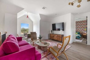 4 camere, ferro/asse da stiro, Wi-Fi gratuito, lenzuola