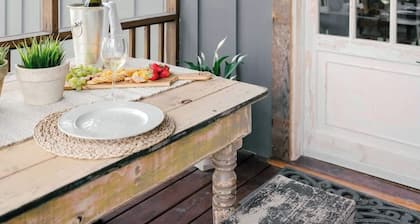 Silo Sweet Stay | Walk to Downtown Fayetteville