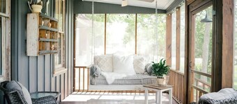 Silo Sweet Stay | Walk to Downtown Fayetteville